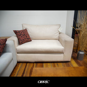 Sillón grande individual Bistro en sala moderna
