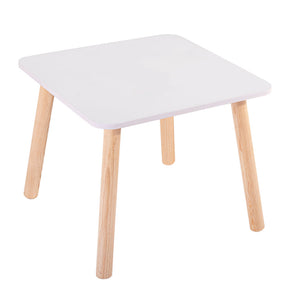 Detalle de melamina en mesa infantil