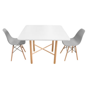 Mesa con sillas uso multiples